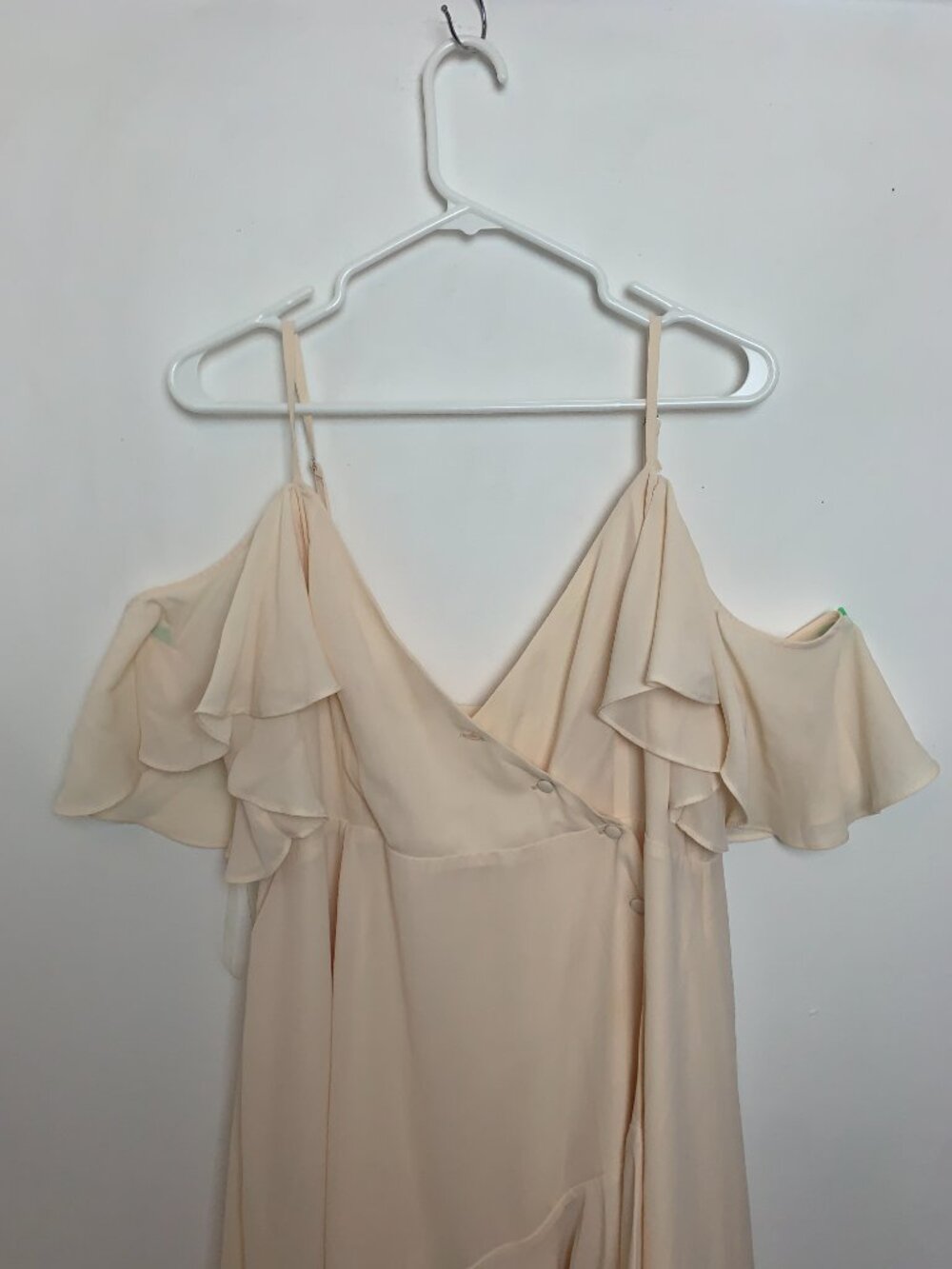 Fame & Partners Cold Shoulder Ruffle Dress - Picture 3 of 9